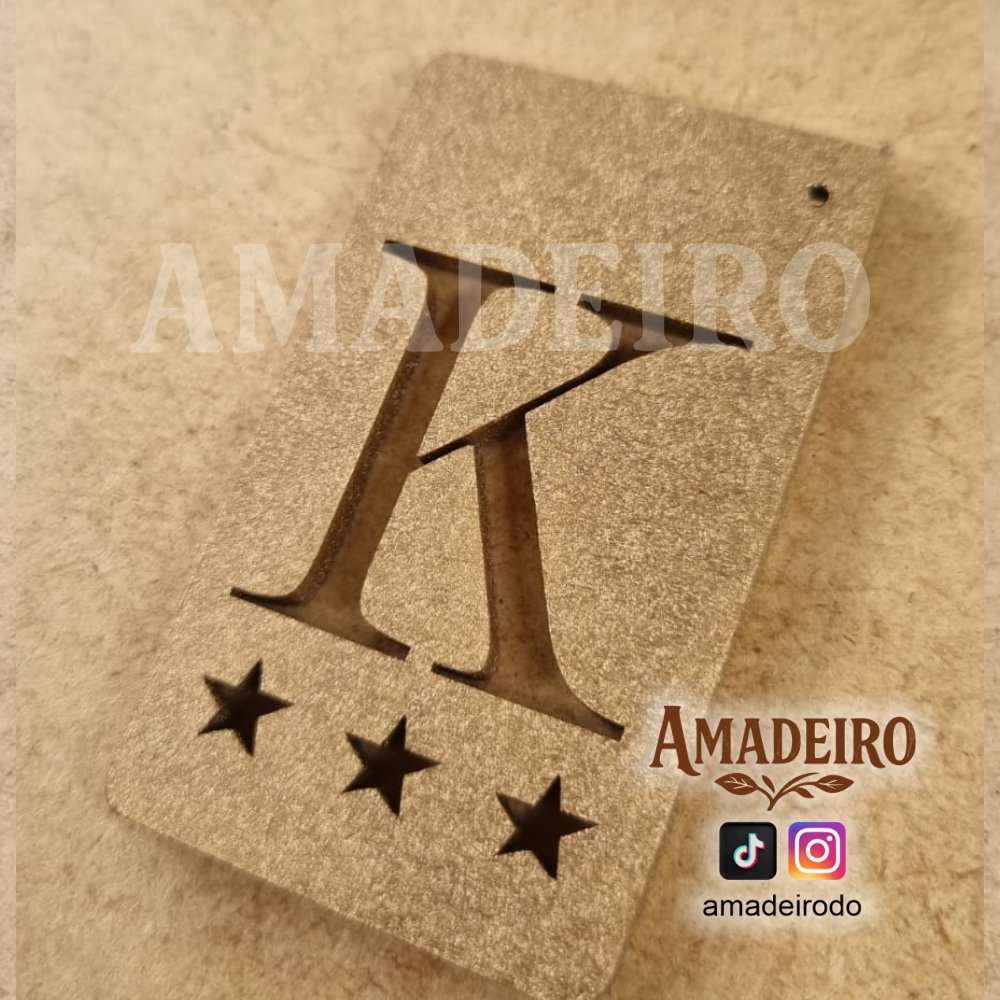 Llavero Inicial calada con estrellas, MDF pintado color dorado